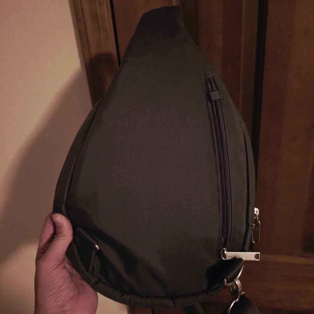 Baggallini Gray Anti-Theft Multi-Zip Sling Bag - Picture 3 of 3